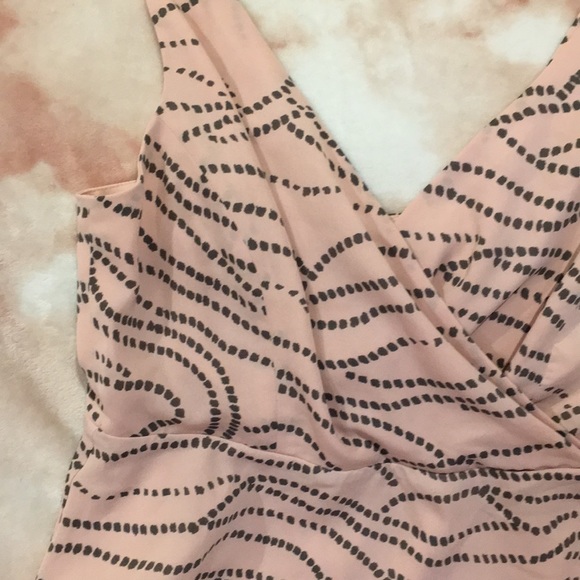 cAbi Blush Grey Print Dress Top Size 4 NWOT zipper - Picture 7 of 14
